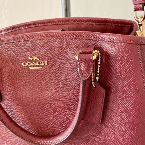 Coach bag, Cherry Red, great condition - Picture 4 of 11